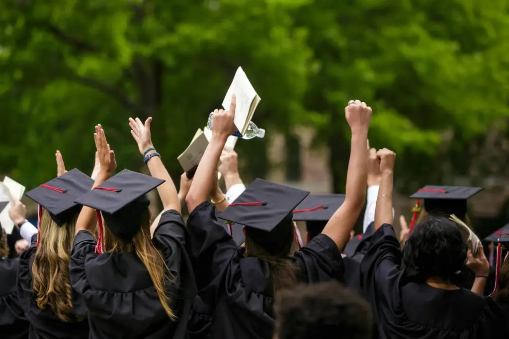 Etudiants diplômés en droit